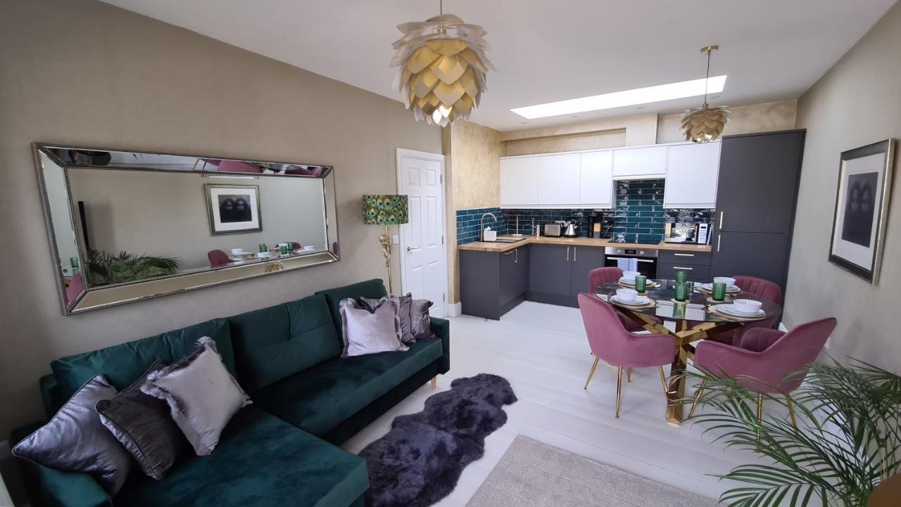The Loughborough - Elegant, Glamourous Boutique 1 Bed, Central Труро Екстер'єр фото